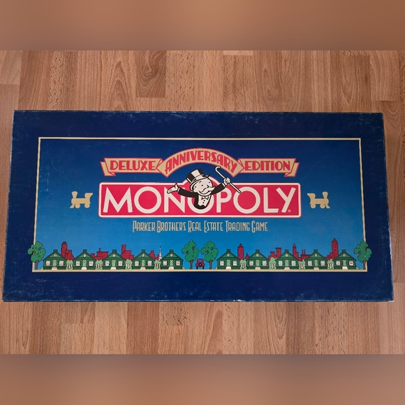 Monopoly Deluxe Anniversary Edition Board Game - Picture 1 of 16